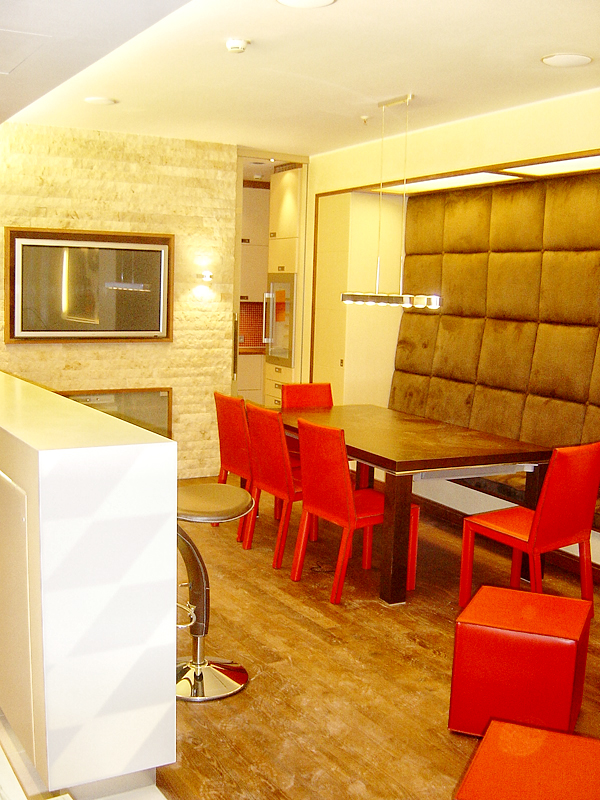 Arena Loge